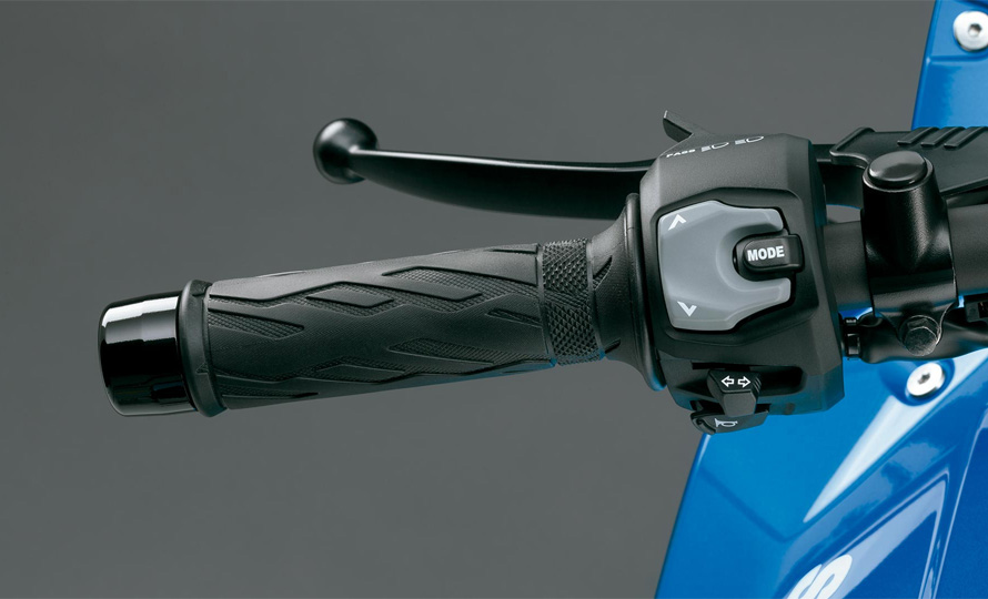 GSX-8R (9).jpg?v=1744058659?v=1745442095?v=1747168601?v=1749827589?v=1749827650